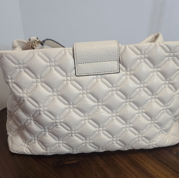💥FLASH SALE!Kate Spade New York Cream Quilted Handbag EXCELLENT COND - Picture 5 of 12